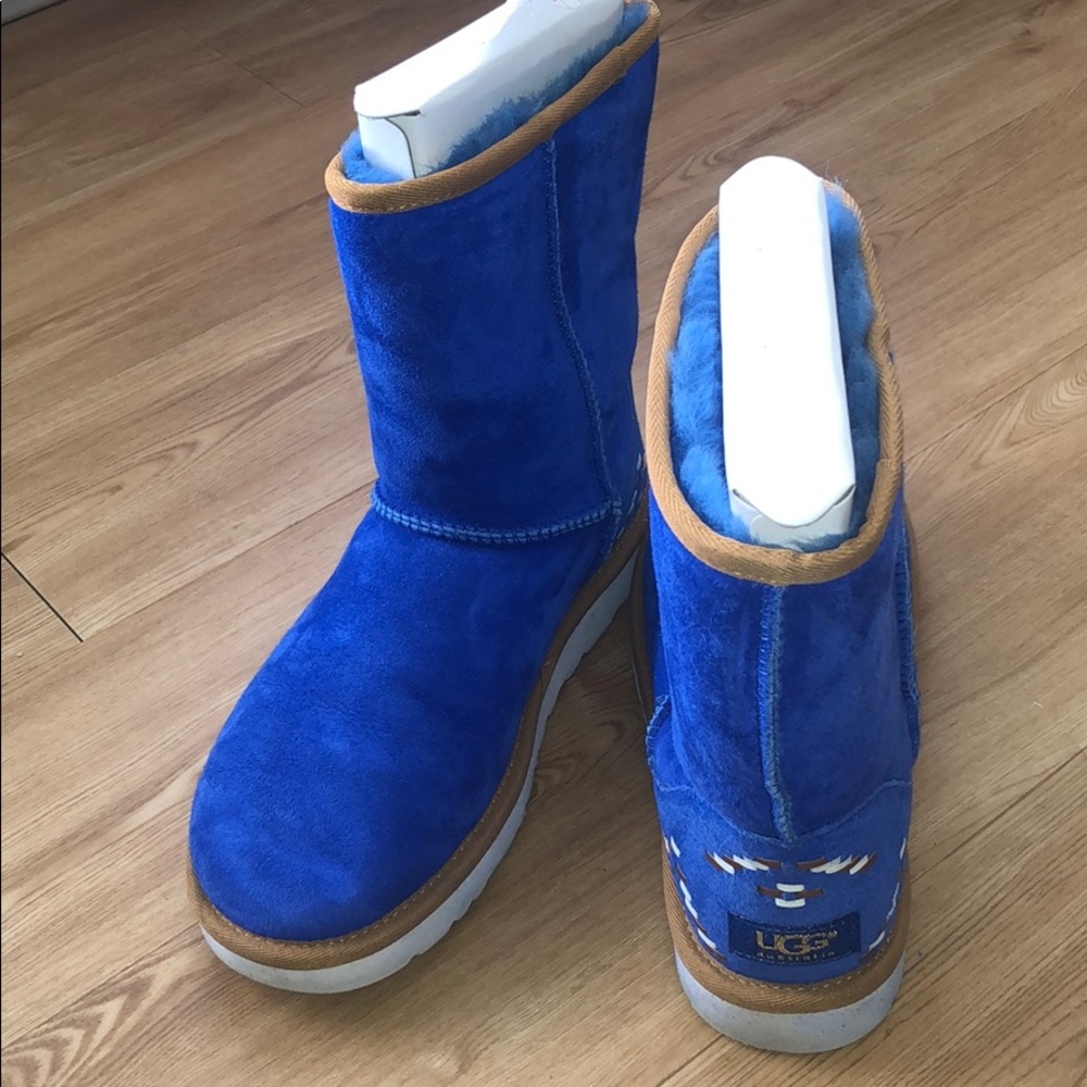 UGG blue boots with embroidery w/ original box